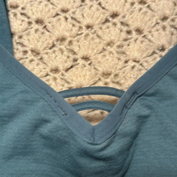 Kindly Yours V-Neck Sports Bra/Bralette size 3X - Picture 3 of 8